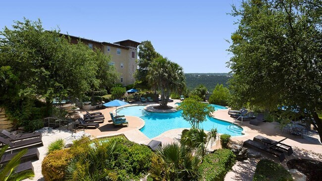 Foto del edificio - 6500 Champion Grandview Way