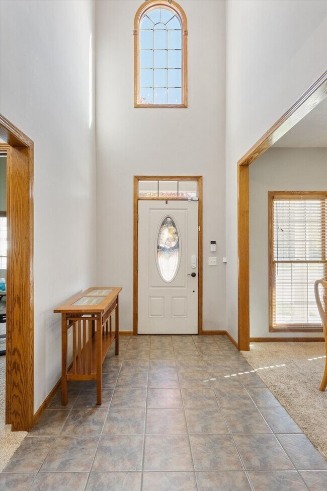 Foto del edificio - Home For Rent Bellevue.