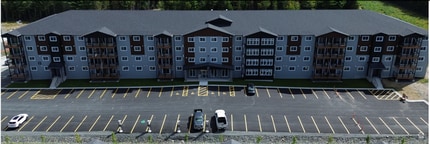 Building Photo - 10 Manhattan Dr