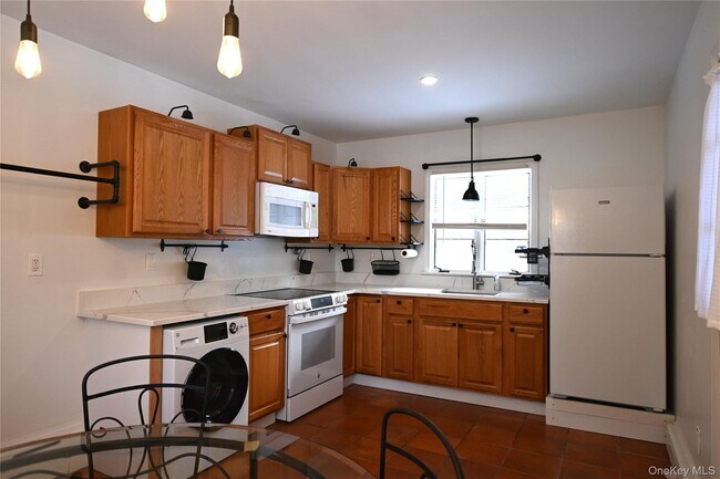 Foto del edificio - 86 Mill House Rd