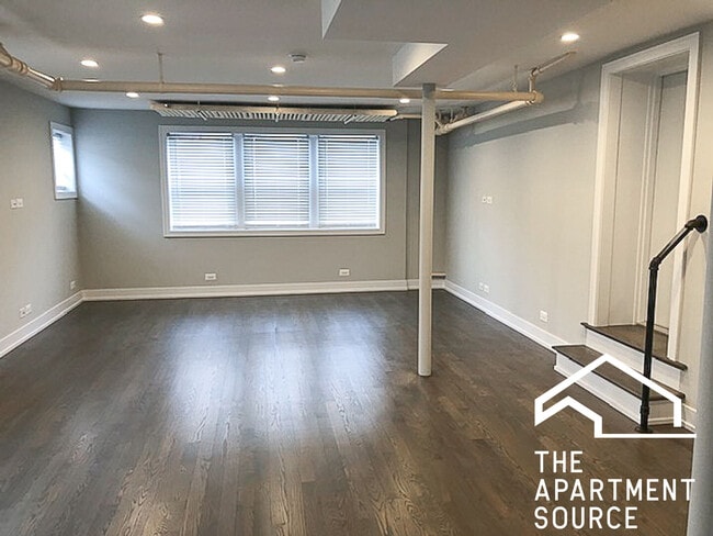 Building Photo - 1931 W Winona St