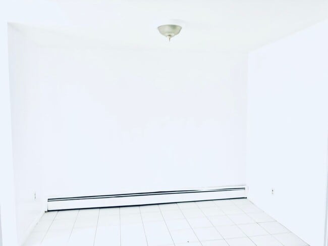 Building Photo - 3809 Review Pl