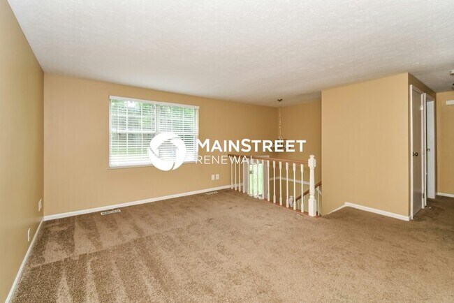 Building Photo - 4 Bedroom Pet-Friendly Home in Orchard Grass Hills, KY with Main Street Renewal