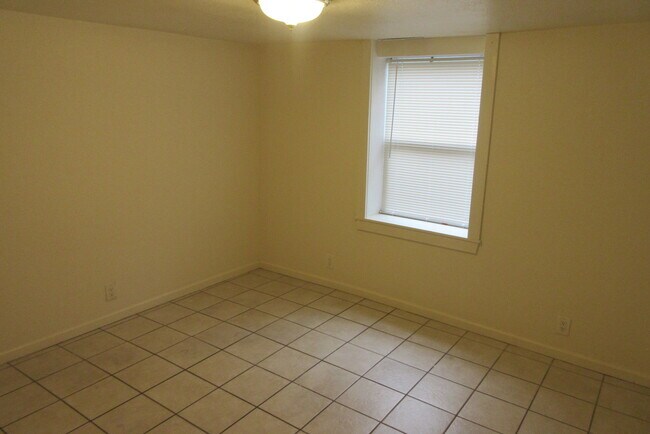 Foto del edificio - 1504 Rosemary Ln