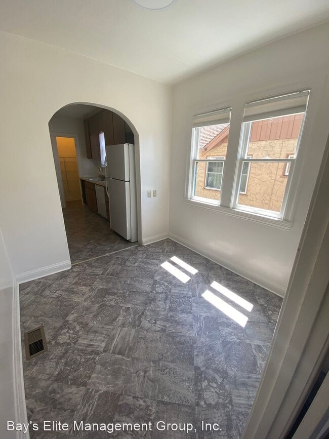 Building Photo - 2 br, 1 bath House - 917A Cerrito St