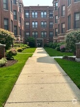 Building Photo - 6853 S Crandon Ave