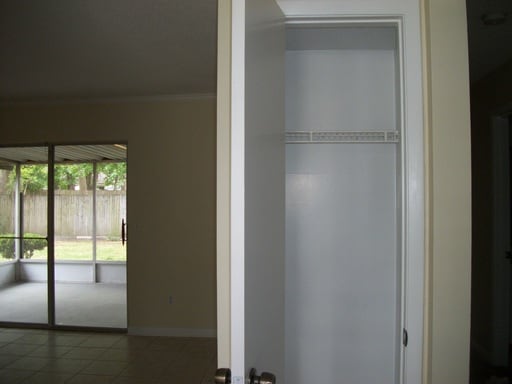 Building Photo - 8820 Osprey Ln