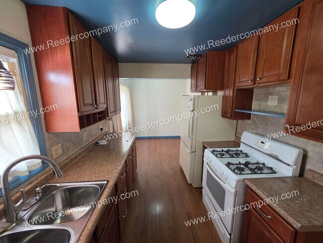Foto del edificio - Spacious 3 bedroom 1 bathroom home in Hammond