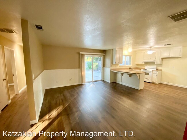 Building Photo - 3 br, 2 bath House - 3306 Riverton Way