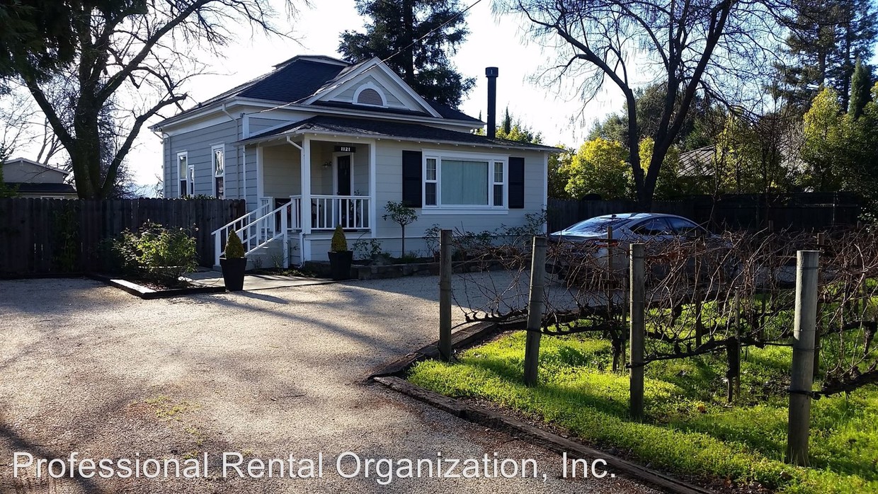 Foto principal - 1121 Rutherford Rd