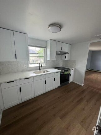Building Photo - 35 Crag Ln