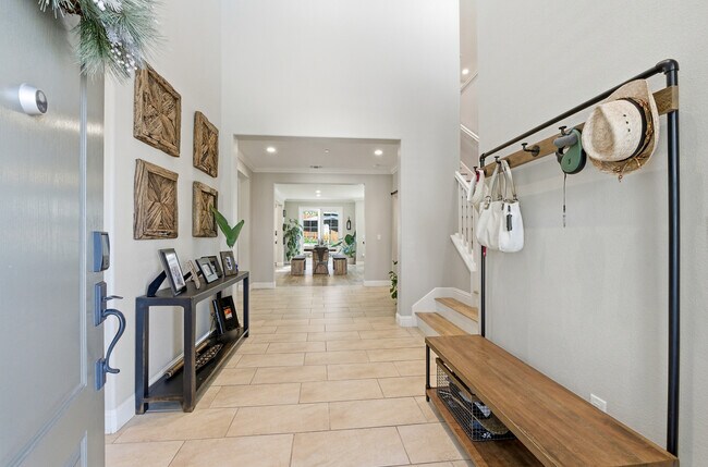 Foto del edificio - 3528 Ruby Pl