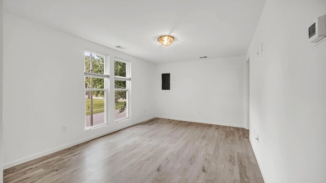 Building Photo - 353 Morgan Blvd