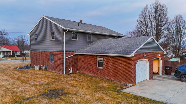 Building Photo - 2380 Haviland Ct