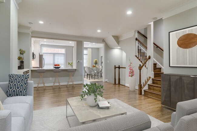 Open Floor Plan - 1323 N Barton St