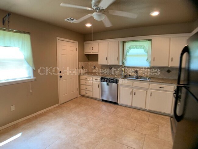 Foto del edificio - 5809 NW 62nd St