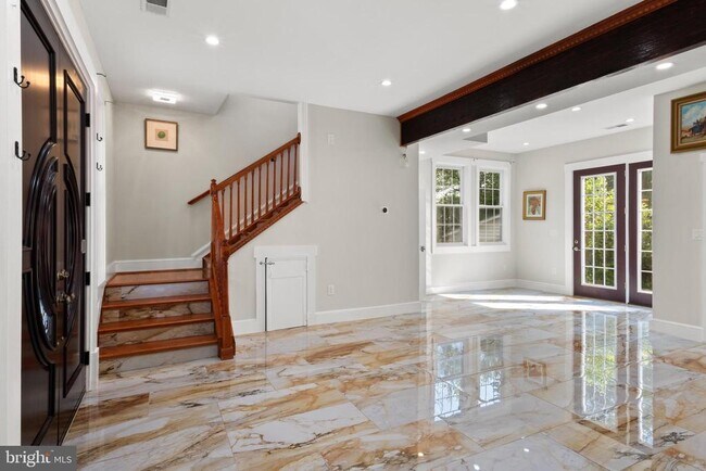 Foto del edificio - 3709 Forestdale Ave