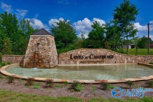 Foto del edificio - 22067 Chancery Ln