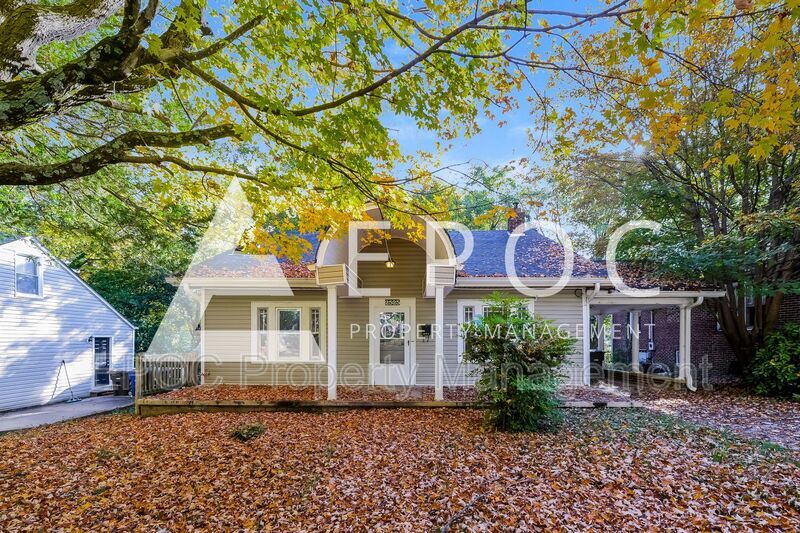 Primary Photo - 2525 Greenway Ave NW