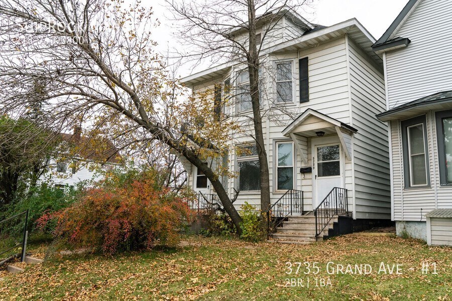Primary Photo - 3735 Grand Ave