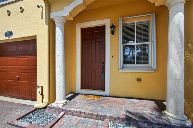 Foto del edificio - 981 SW 149th Ct