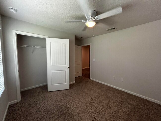 Foto del edificio - 3526 Sugar Maple Ln