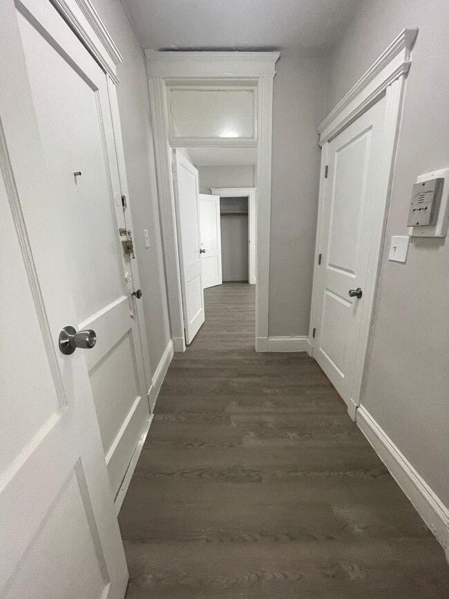 Photo - BRAND NEW STUDIO, Just finished . heat Hw inc no fee Students ok NEW KIT, BATH, FLOORS , PAINT House