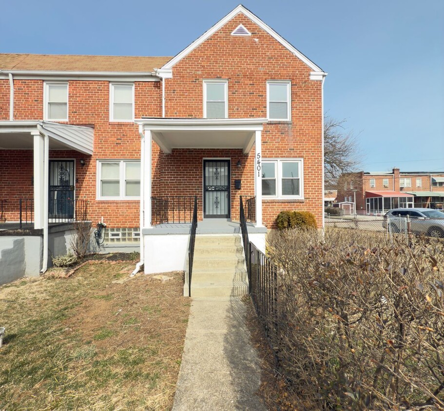 Foto principal - Three Bedroom House In Baltimore