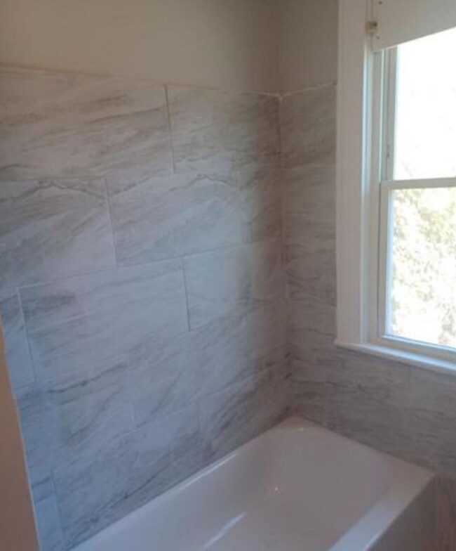 Building Photo - 4621 Howell St