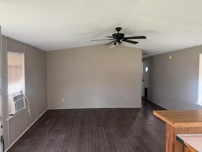 Building Photo - 314-316 N Croker Street-