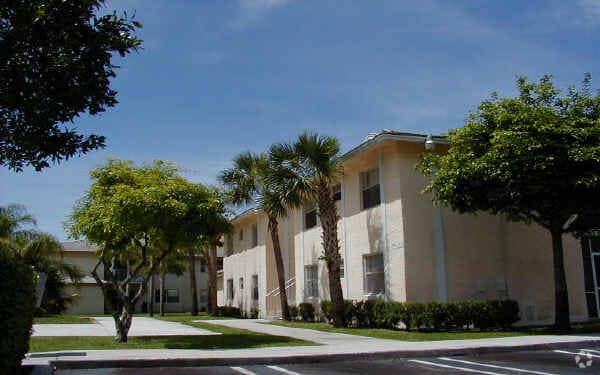 Building Photo - Coral West Condominiums