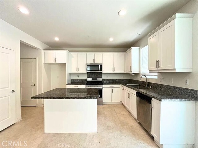 Foto del edificio - 13819 Farmhouse Ave