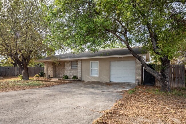Building Photo - 110 Mariposa Dr