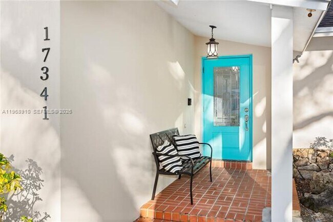 Building Photo - 17341 SW 74th Ave