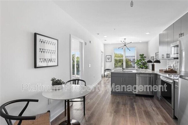 Foto del edificio - 525 Parkway Dr NE