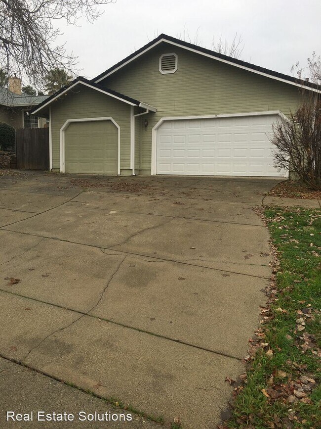 Building Photo - 3 br, 2 bath House - 2710 Howard Dr