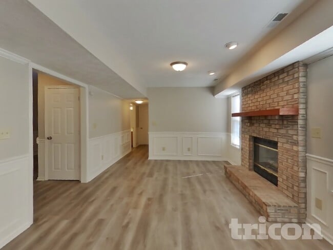 Building Photo - 7396 Autumn Ct