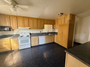 Building Photo - 5462 Adobe Falls Rd