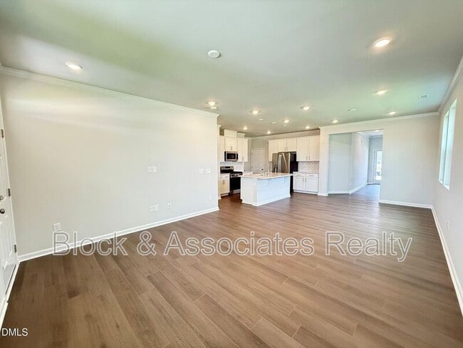 Foto del edificio - 304 Marmalade Sky Ln