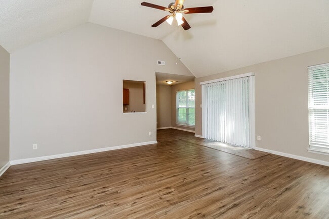 Building Photo - 7807 Lobilia Ln