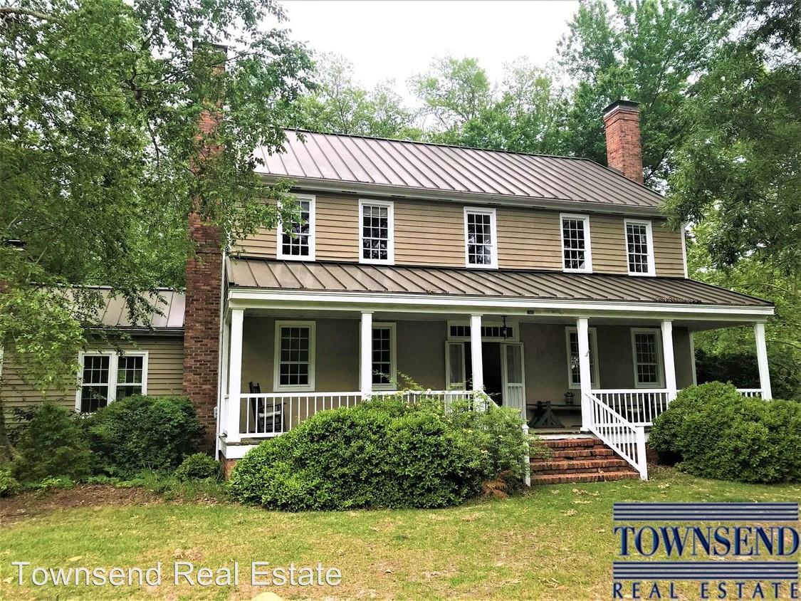Primary Photo - 3 br, 3 bath House - 5900 Bragg Blvd