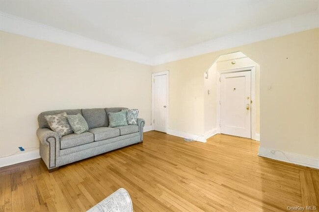 Building Photo - 663 Locust St