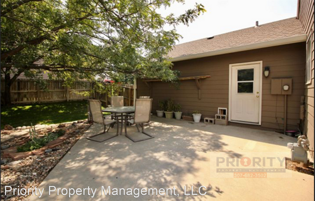 Building Photo - 4 br, 2 bath House - 2321 Gallery View Dr