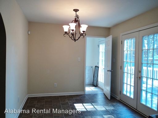 Foto del edificio - 402 Rock Creek Rd