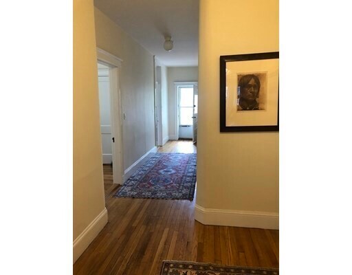 Building Photo - 60 Parkman St