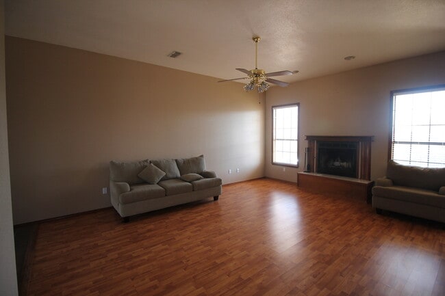 Building Photo - 308 Wilmington Cir