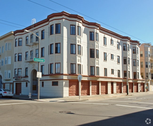 Building Photo - 3300 Laguna St