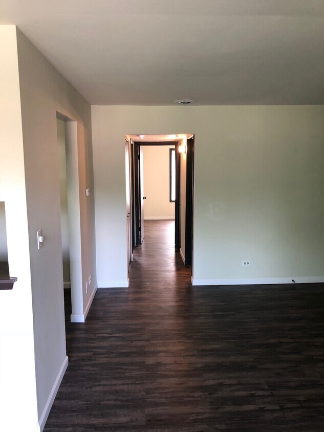 Foto principal - 210 E Court of Shorewood