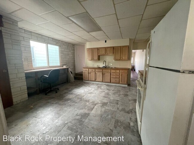 Building Photo - 3 br, 1.5 bath House - 528 Arlington Street