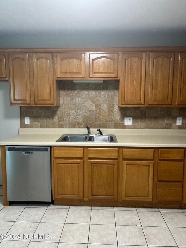 937 N Ashe St, Southern Pines, NC 28387 House Rental in Southern